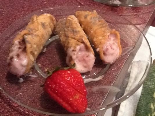 cannoli à la fraise