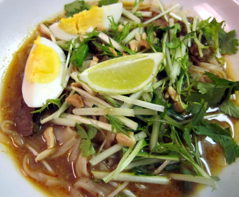 nouilles au curry thai - gueyteow kak