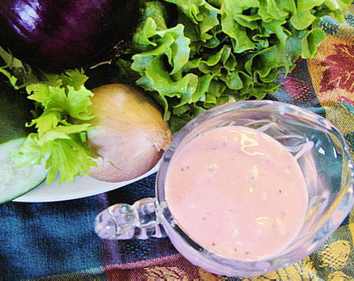 vinaigrette crémeuse aux fruits et au fromage de maman