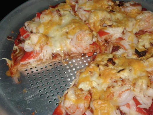 pizza aux fruits de mer à croûte mince du sud-ouest