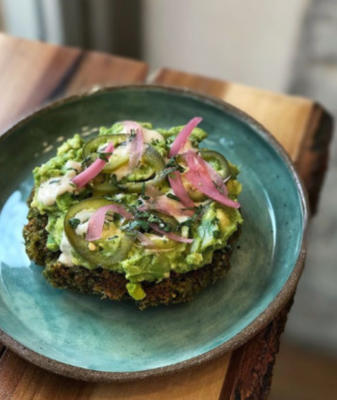 ce restaurant sert des toastandhellip à l'avocat sans gluten;