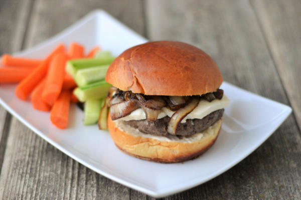 burger de boeuf aux champignons