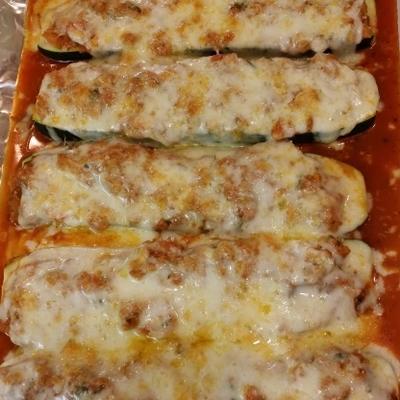 bateaux de courgettes italiennes farcies