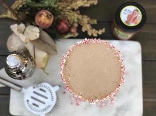 joyeux chocolat martini à la menthe poivrée