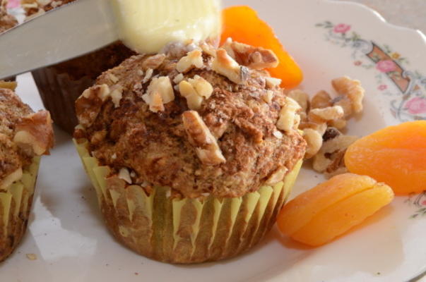 muffins sains aux abricots et aux noix