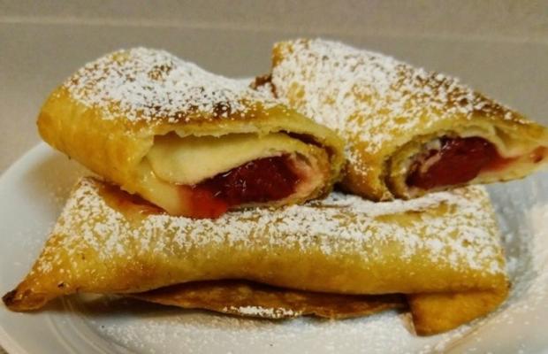 gâteau au fromage aux fraises chimichanga