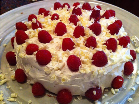 gâteau au chocolat blanc aux framboises