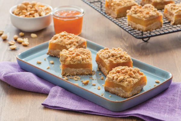Barres de crumble au beurre d'arachide et à l'avoine
