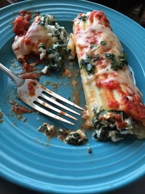 manicotti au poulet, au fromage et aux épinards