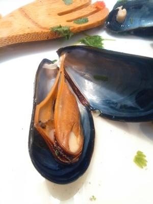 moules à la citronnelle