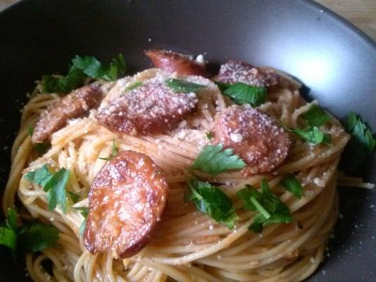 spaghettis au style latin kielbasa