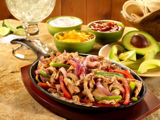 aux épices et aux épices; fajitas de dinde