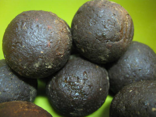 truffes noires à la framboise