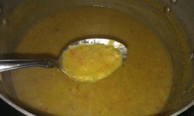sopa de habas (soupe aux fèves)