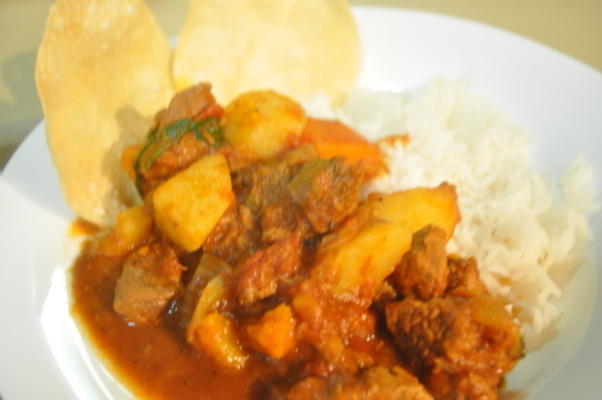 curry d'agneau et de légumes