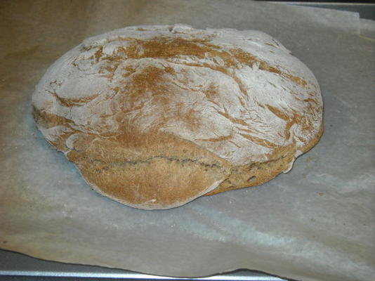 pain gris à l'allemand (mélange de seigle et de blé) graubrot