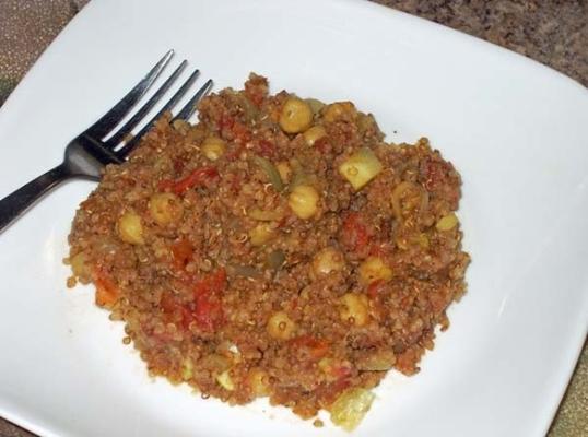 tomate, pois chiches et quinoa grillé