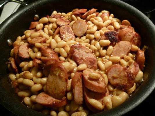 kielbasa cassoulet (w / haricots) - un plat