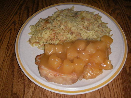 côtelettes de porc à l'ananas doux-n-piquant