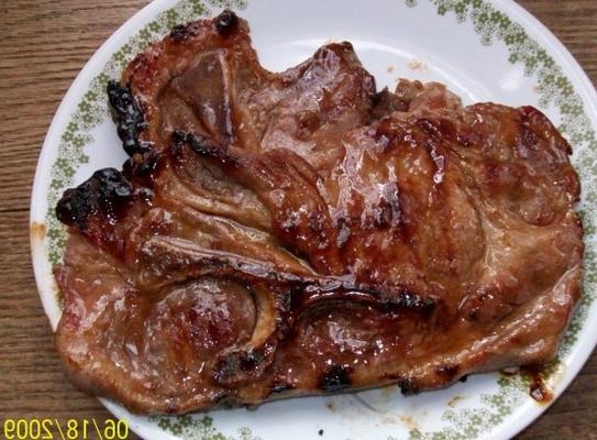 steaks de porc grillés