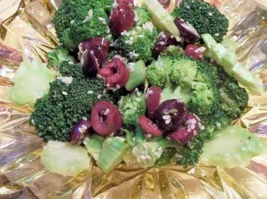 salade de brocoli et d'olive