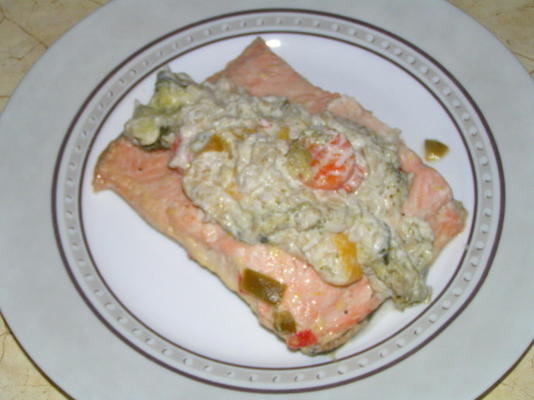 saumon au citron, poivre et légumes