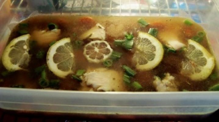 mon kholodets (poisson aspic)