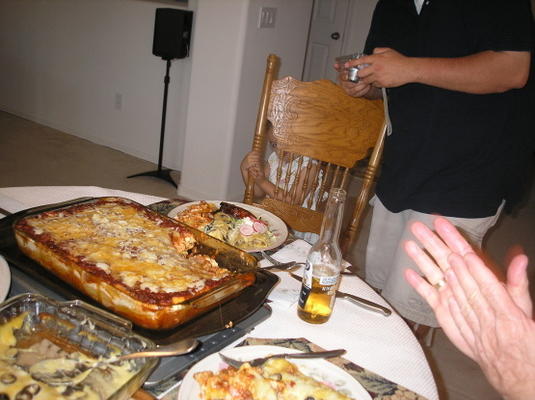 délicieux manicotti à la viande et aux épinards