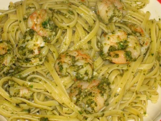 pâtes aux crevettes scampi verde