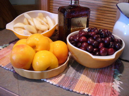 Bing cherries in amaretto - sirop