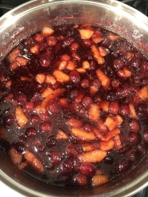 sauce grand marnier aux canneberges et oranges