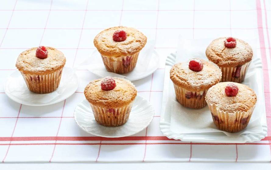 Gâteaux framboises au chocolat blanc - Guide Recettes