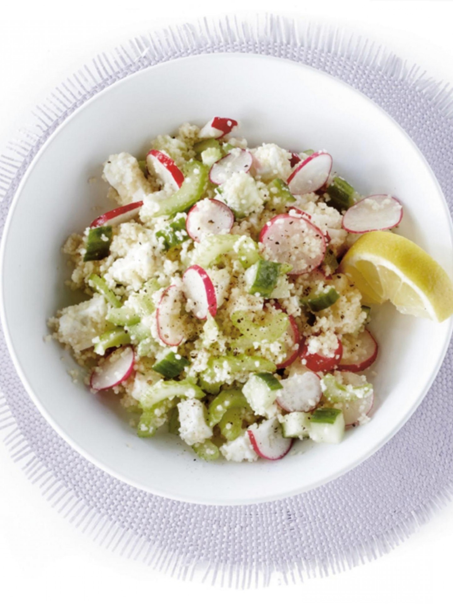 Salade de couscous au fromage et aux légumes Guide Recettes